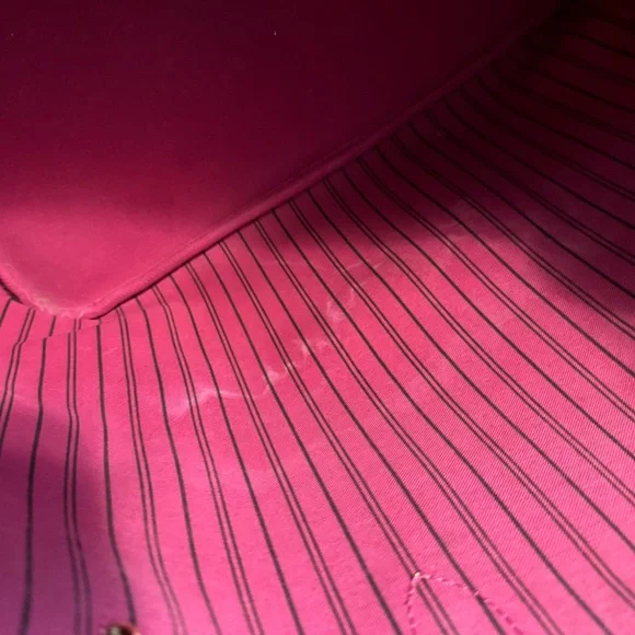 Louis Vuitton GM Monogram Brown Tote Bag - Picture 12 of 16